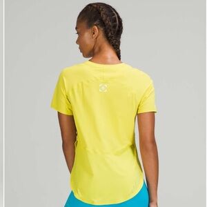 Lululemon SeaWheeze UV Protective Running Short Sleeve
*Yellow Serpentine